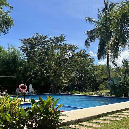 Banlaw Garden Resort Puerto Princesa Buitenkant foto