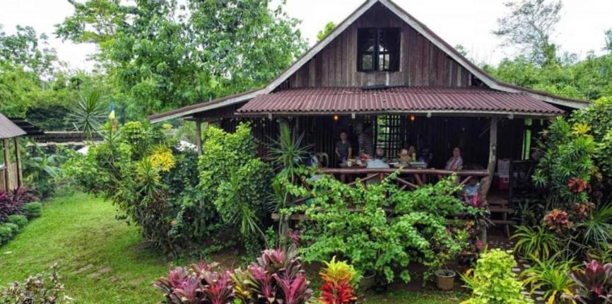 Banlaw Garden Resort Puerto Princesa Buitenkant foto